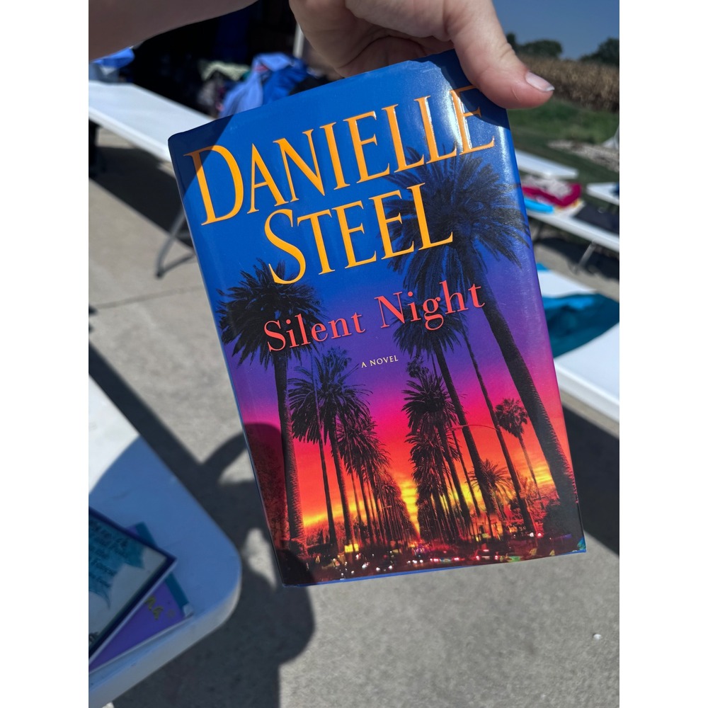 Danielle Steel Silent Night Hardcover Novel Delacorte Press Fiction Book